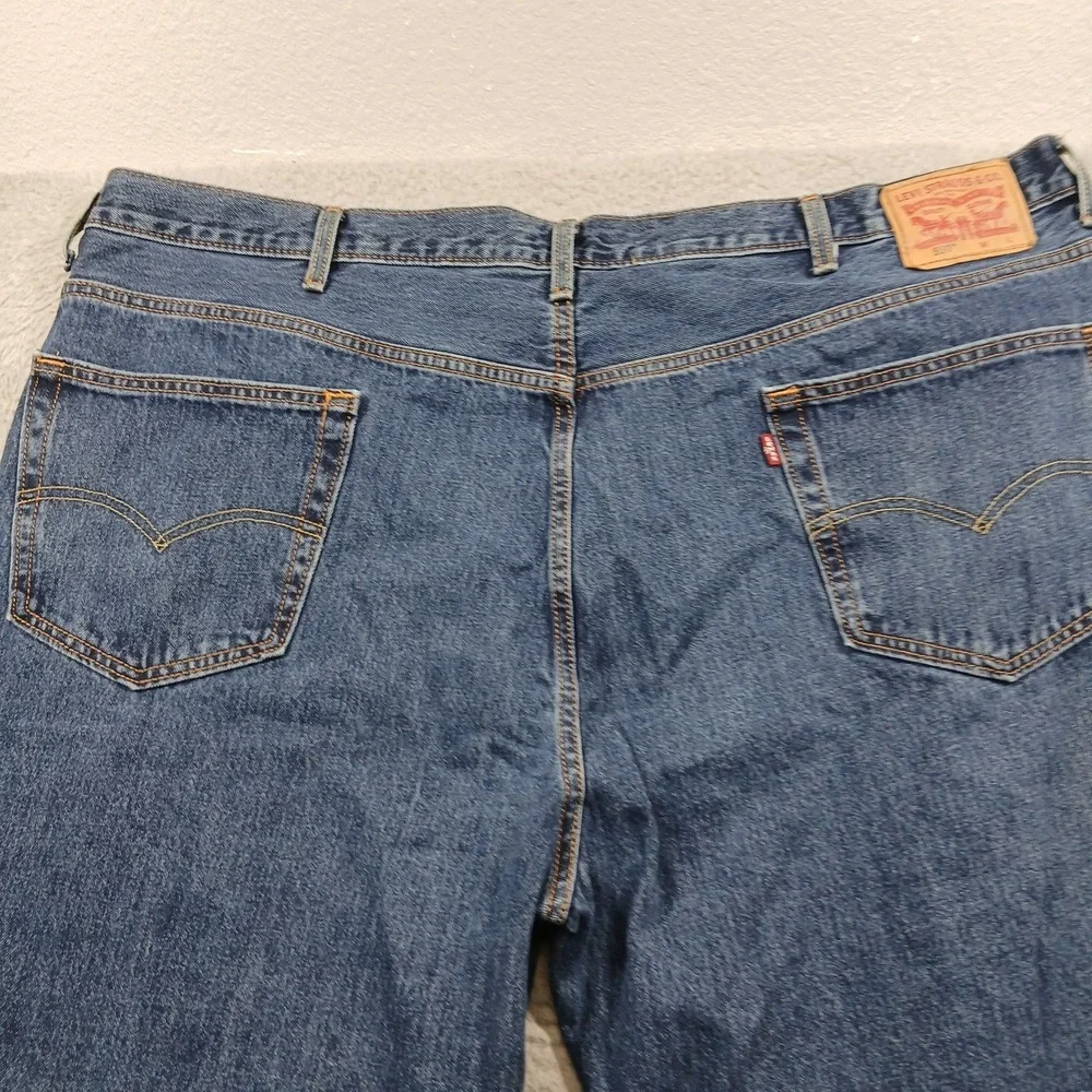 Levi's 550 Relaxed Fit Tapered Leg Jeans Mens 50x32‎ Dark Wash Blue Denim EUC
